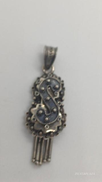 Antieke Zilveren Mutsenbel Hanger beschikbaar voor biedingen