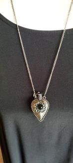 Antieke  ketting, parfumflesje,Marokkaans., Ophalen of Verzenden, Zilver, Ketting, Met edelsteen