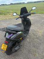 Piaggio zip, Fietsen en Brommers, Scooters | Piaggio, Ophalen, Zo goed als nieuw, Zip