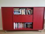 Retro rode kast – karakter en stijl in één!, Gebruikt, Met deur(en), 150 tot 200 cm, Ophalen of Verzenden