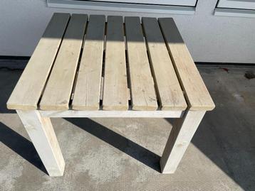 Houten tuintafel van Talen buitenmeubelen duurzaam + robuust beschikbaar voor biedingen