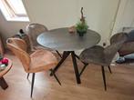 Zwarte ronde tafel 105 cm x-poot, ikea mariedamm, Huis en Inrichting, Tafels | Eettafels, Ophalen, Rond, Zo goed als nieuw, 100 tot 150 cm
