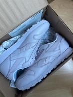 Reebok Classic Leather Lila - Maat 39, Ophalen of Verzenden, Zo goed als nieuw, Roze, Sneakers of Gympen