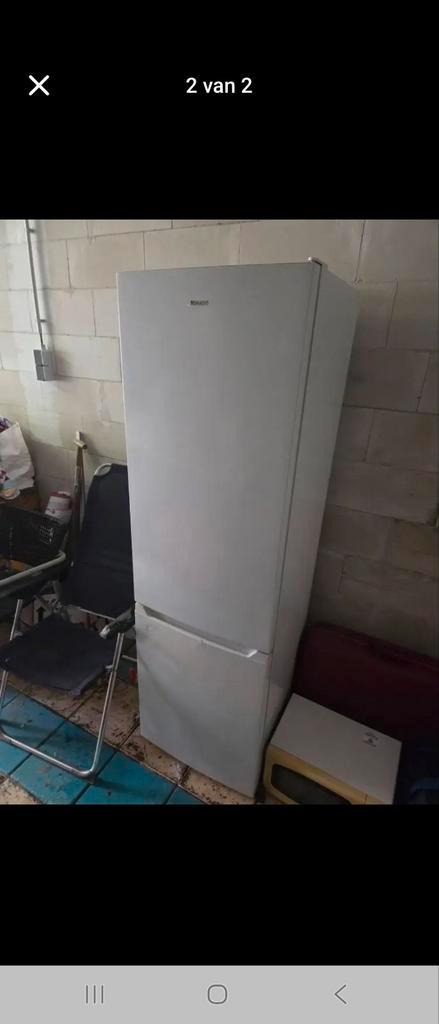 Koelvriescombinatie - Perfect voor elk huishouden!, Witgoed en Apparatuur, Koelkasten en IJskasten, Gebruikt, Met vriesvak, 200 liter of meer