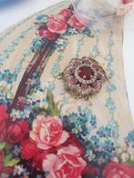 Antiek sieraden sluiting,goud Robijn .brilantjes zilver, Sieraden, Tassen en Uiterlijk, Antieke sieraden, Ophalen of Verzenden