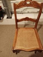 Houten stoel met rieten zittng, Ophalen