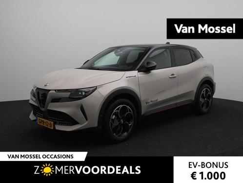 Alfa Romeo Junior Elettrica Speciale 54 kWh | Sabelt stoelen, Auto's, Alfa Romeo, Bedrijf, Te koop, Junior, ABS, Achteruitrijcamera