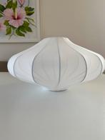 Mooie witte lampenkappen light&living, Huis en Inrichting, Lampen | Lampenkappen, Ophalen of Verzenden, Zo goed als nieuw, Rond