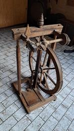 Antiek spinnewiel, Ophalen, Gebruikt, Spinnewiel