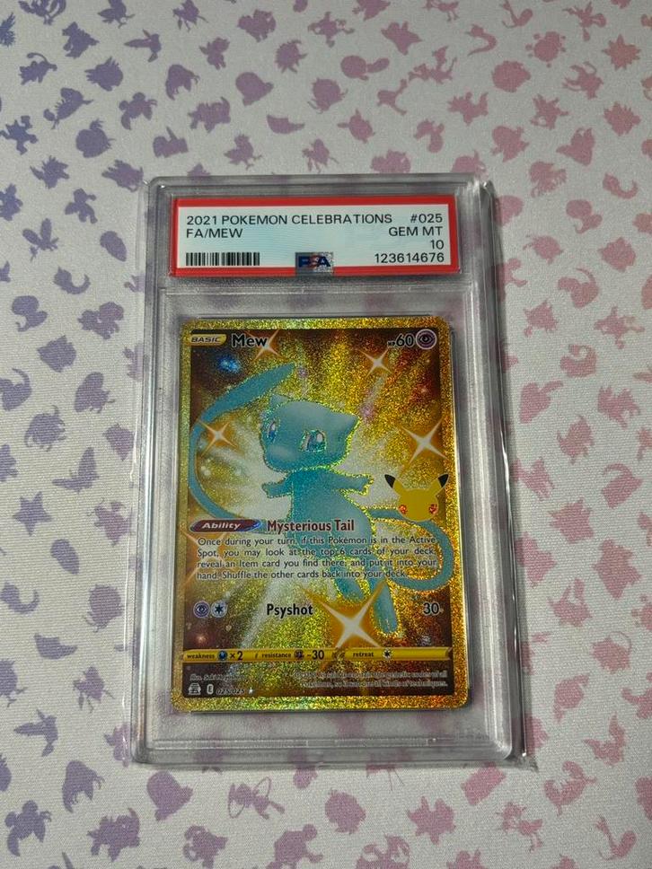 PSA 10 MEW GOLD 025 CELEBRATIONS, Hobby en Vrije tijd, Verzamelkaartspellen | Pokémon, Zo goed als nieuw, Verzenden