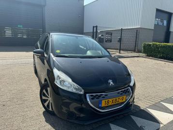 Peugeot 208 1.4 e-HDi Navigatie|Clima Automaatbak niet goed! beschikbaar voor biedingen
