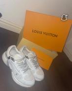 Louis vuitton schoenen, Kleding | Dames, Schoenen, Ophalen of Verzenden, Zo goed als nieuw, Sneakers of Gympen
