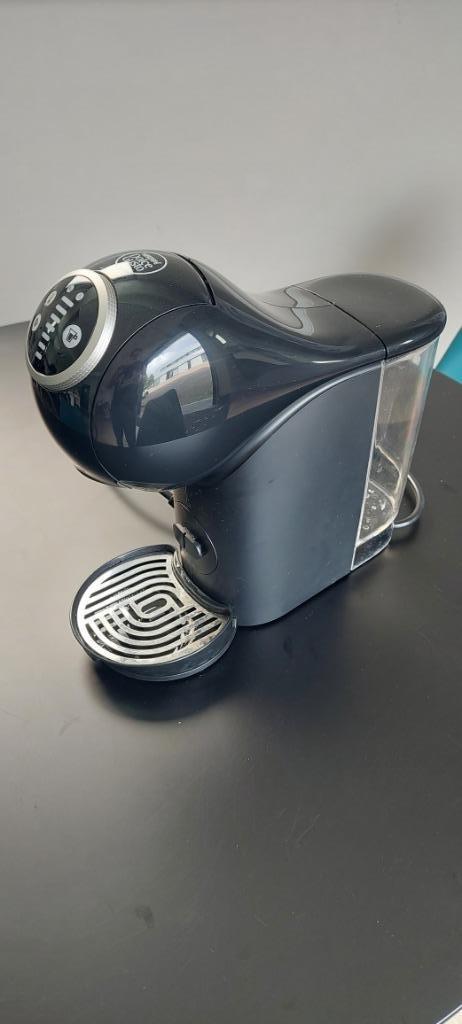 Dolce Gusto Genio S Plus KP3408 – Zwart – Werkt perfect!, Witgoed en Apparatuur, Koffiezetapparaten, Zo goed als nieuw, Koffiepads en cups