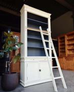 Smalle Boekenkast | Toonkast | Torenkast | Bibliotheek #2700, Niet ingevuld, 100 tot 150 cm, 200 cm of meer, Niet ingevuld