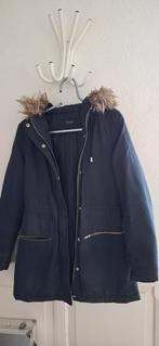 Donkerblauwe winterjas met capuchon - Vila - Maat S, Blauw, Vila, Ophalen of Verzenden, Zo goed als nieuw