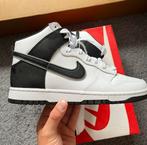 Nike Dunk High White Black Camo maat 44, Kleding | Heren, Schoenen, Overige kleuren, Nike, Nieuw, Ophalen of Verzenden