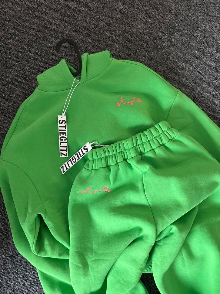 Stieglitz Joggingpak XS Groen/Roze - Nieuw!, Kleding | Dames, Huispakken, Nieuw, Maat 34 (XS) of kleiner, Groen, Verzenden