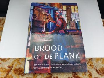 Brood op de plank door Jan Schild beschikbaar voor biedingen