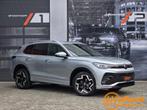 Volkswagen Tiguan 1.5 eTSI R-Line BOMVOL|MEMORY|HEADUP|PANO, Stof, 4 cilinders, Parkeersensor, Bedrijf