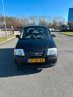 Hyundai Atos 1.1 2005 Zwart, Auto's, Voorwielaandrijving, 31 €/maand, 4 cilinders, Zwart