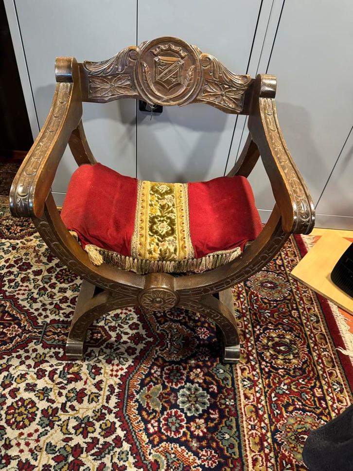 Antieke Stoel met Voetenbankje, Antiek en Kunst, Antiek | Meubels | Stoelen en Banken, Ophalen