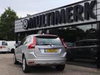 Volvo XC60 2.0 D4 5 Cilinder Momentum Automaat, Auto's, Voorwielaandrijving, Euro 5, Gebruikt, Zwart