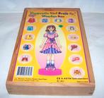 Prachtige set-houten aankleedpop m. kleertjes in houten kist, Ophalen of Verzenden, Zo goed als nieuw