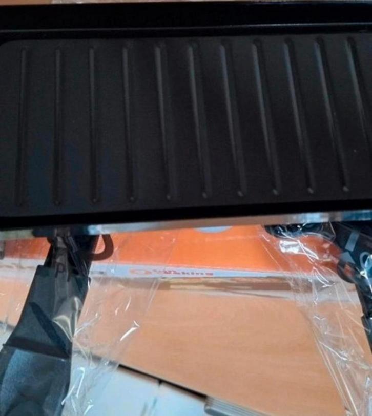 Te koop, Tristar klein grill gourmet plaatje, Caravans en Kamperen, Caravan accessoires, Ophalen of Verzenden