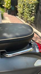 Oppak beugel vespa sprint, Ophalen, Zo goed als nieuw