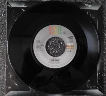David Bowie - tonight & tumble and twirl (vanaf € 1,50) beschikbaar voor biedingen