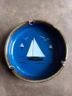 Mooie asbak met zeilboten, Ophalen of Verzenden, Gebruikt