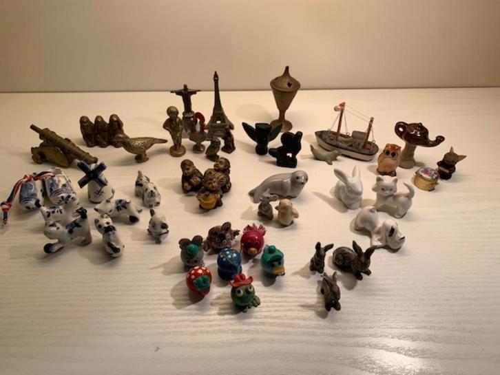 Nog 27 verschillende letterbak figuurtjes + letterbak, Verzamelen, Poppetjes en Figuurtjes, Zo goed als nieuw, Ophalen of Verzenden