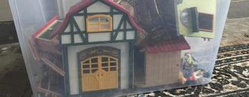 Bak playmobil manege paarden stallen trailer  beschikbaar voor biedingen