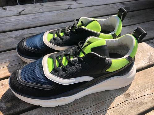 Sneaker Barracuda mt 42, Kleding | Heren, Schoenen, Zo goed als nieuw, Blauw, Ophalen of Verzenden