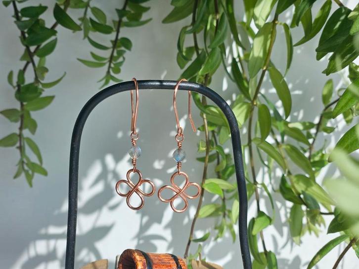 Geluksklavertjes met Labradoriet - Handgemaakt, Sieraden, Tassen en Uiterlijk, Oorbellen, Nieuw, Hangers, Overige materialen, Bruin