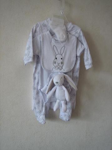 NIEUW! superleuke 7-dlg baby set, maat 56 van KRIS X KIDS beschikbaar voor biedingen