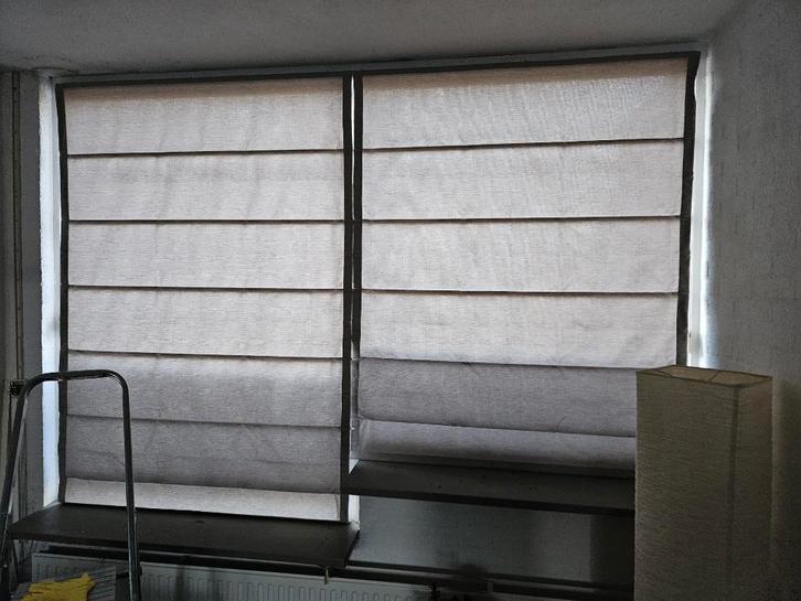 Vouwgordijnen - Taupe, Huis en Inrichting, Stoffering | Gordijnen en Lamellen, Zo goed als nieuw, 150 tot 200 cm, 100 tot 150 cm