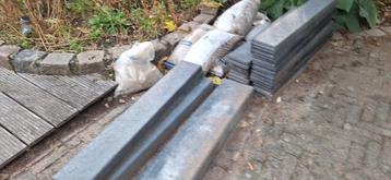 2 opsluitbanden 100x20x10 antraciet beschikbaar voor biedingen