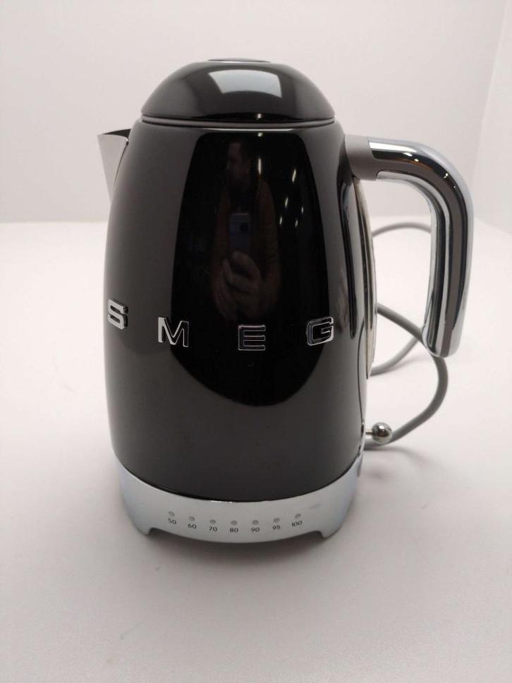 SMEG Waterkoker KLF04BLEU, Witgoed en Apparatuur, Waterkokers, Nieuw, 1 tot 2 liter, Draadloos, Rvs, Verzenden