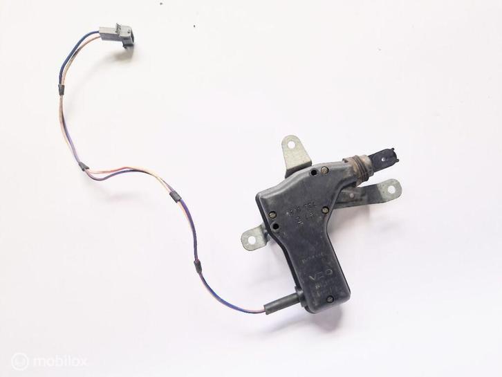 Centrale deurvergrendelingsmotor Volvo 740 1316774, Auto-onderdelen, Elektronica en Kabels, Volvo, Gebruikt, Ophalen of Verzenden