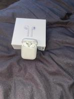 Apple AirPods, Ophalen of Verzenden, Zo goed als nieuw, Overige merken, Bluetooth