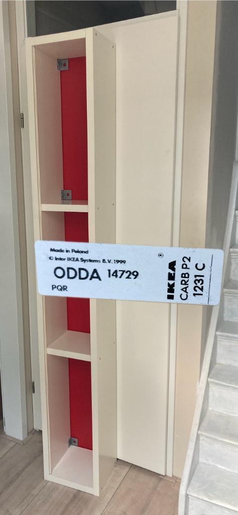 Gevraagd smalle IKEA kast odda, Huis en Inrichting, Kasten | Wandmeubels, Gebruikt, Minder dan 150 cm, 25 tot 50 cm, Kunststof