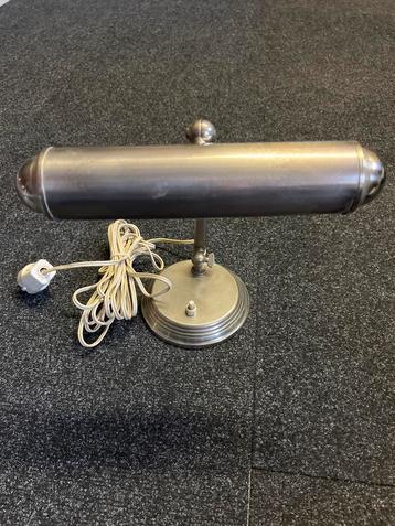 Art Deco pianolamp beschikbaar voor biedingen