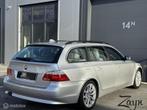 BMW 5-serie Touring 523i | Youngtimer | 91DKM | Pano | Xenon, Auto's, Automaat, Achterwielaandrijving, 2497 cc, Open dak