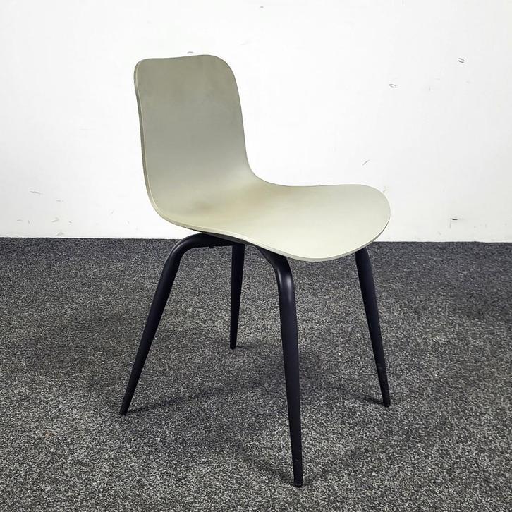 Norr11 Langue Stoel | Grijs 25316, Huis en Inrichting, Stoelen, Gebruikt, Eén, Grijs, Ophalen