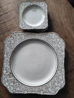 Vintage Borden Set - Made in England, Gebruikt, Ophalen of Verzenden, Bord(en), Overige stijlen