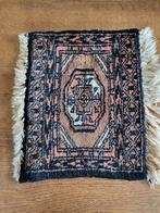 Antiek.Oud kleedje, Ophalen of Verzenden