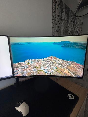 Msi 32 INCH curved monitor 144 HZ beschikbaar voor biedingen