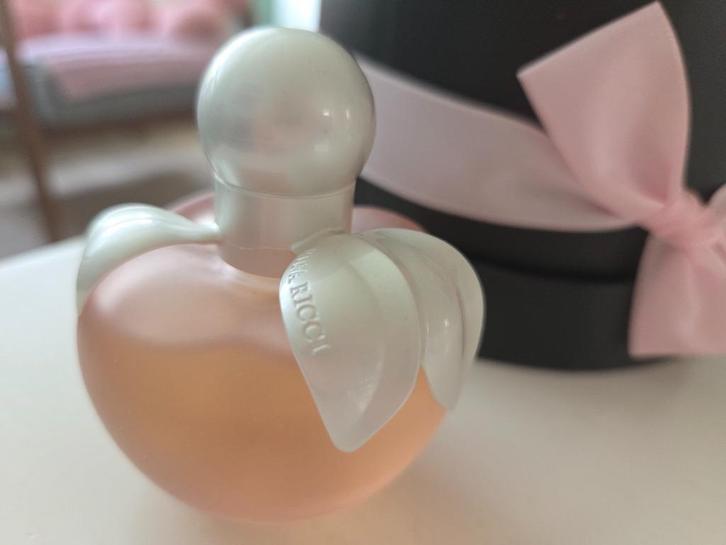Nina Ricci 50 ml eau de toilette, Sieraden, Tassen en Uiterlijk, Uiterlijk | Parfum, Nieuw, Ophalen of Verzenden