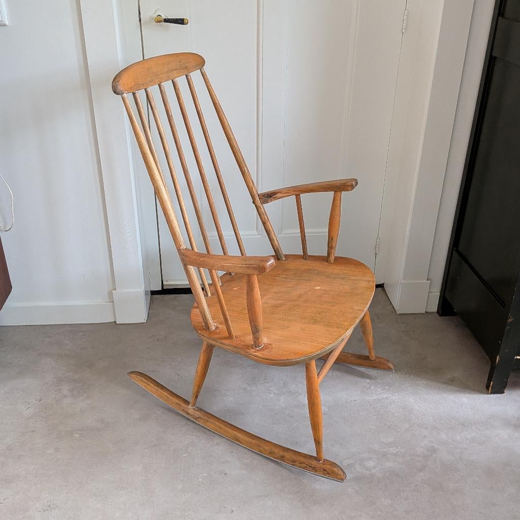 Vintage retro schommelstoel spijlen stoel spijlenstoel, Huis en Inrichting, Stoelen, Ophalen, Gebruikt, Bruin, Eén